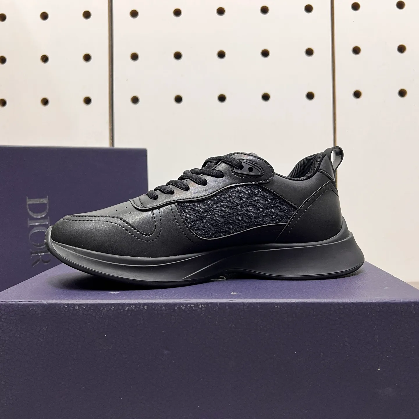 Men's Men's Shoes 💰: 400💰《Dior》The latest and most popular casual shoes, top brand [seduce] luxury~purchase, top~quality. [Strong] The upper is made of imported breathable cowhide with material ➕ breathable sheepskin feet (•) and fine workmanship. Original stylish and stylish soft rubber wear-resistant foreskin outsole, light and comfortable on the foot, size: 38-44, (customized 45, 46), five colors available